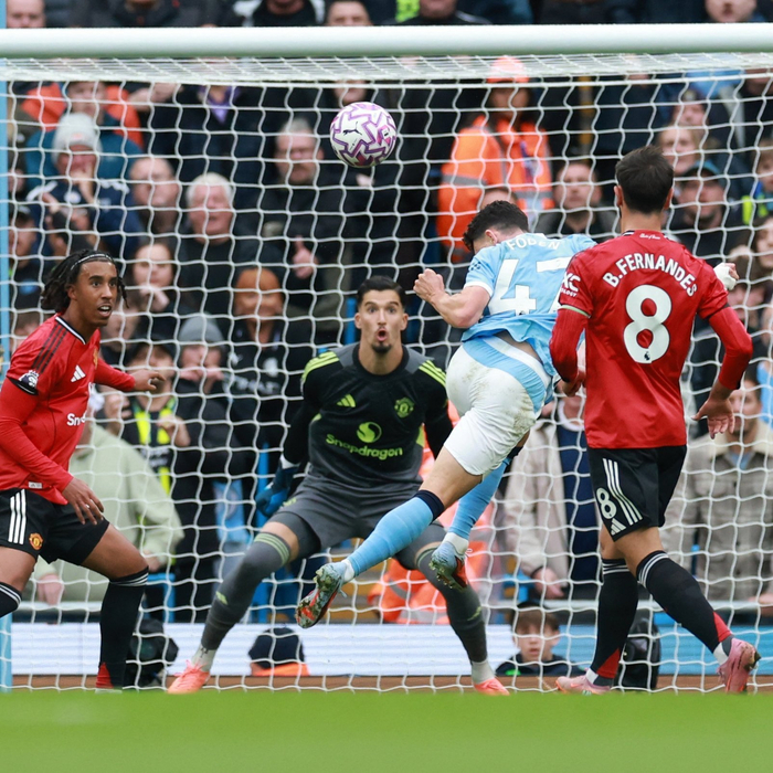 IM电竞_英超曼城曼联